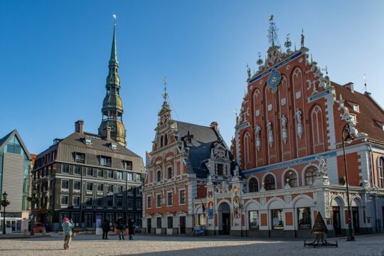 Riga Old Town Walking Tour in a Small Group