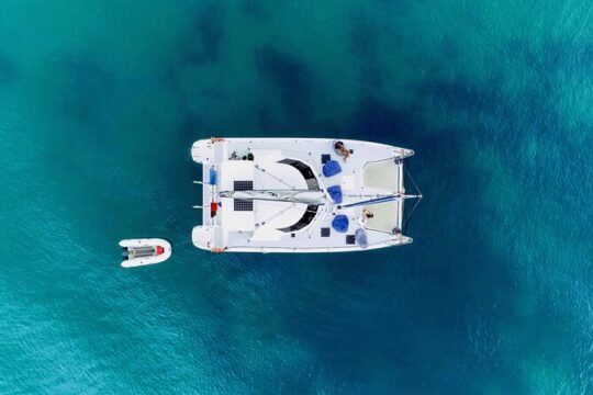 Day Sailing Catamaran Charter with Island Stop and Lunch