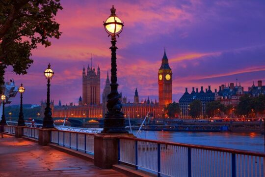 London Highlights Self guided scavenger hunt and Walking Tour