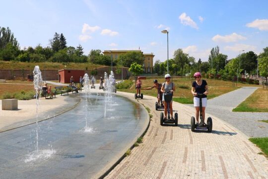 Live-Guided Segway Fun & Beer tour 60 - 180 min