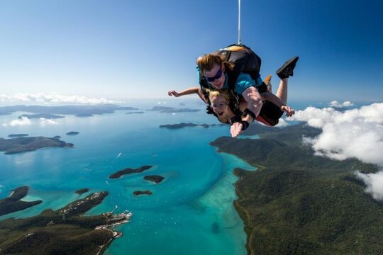 Airlie Beach Tandem Skydive