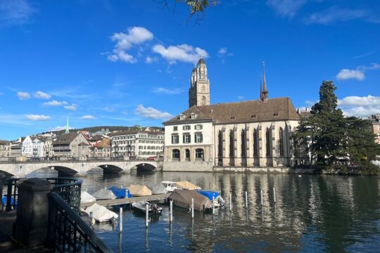 Zurich: Private Customizable City Walking Tour