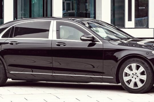 Private VIP airport transfer in Rome
