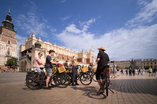 Evening 2h orientation Bike Tour of the Old Town and Wawel castle panorama
