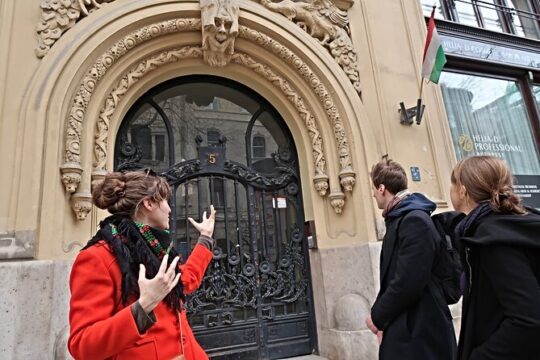 Budapest Art Nouveau Walking Tour: Decadence & Design