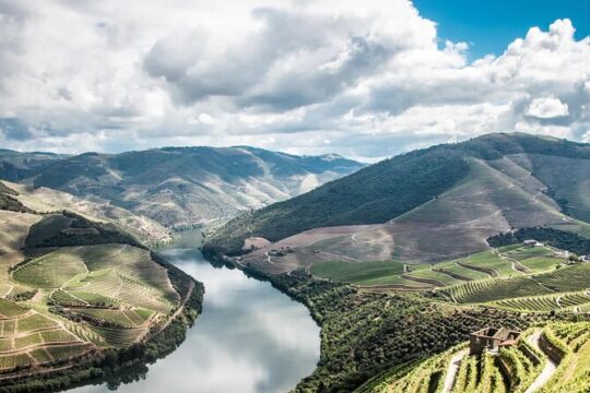 Lisbon to Douro whit stop at Obidos-Nazare and Coimbra