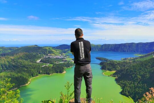 Full Day Tour Sete Cidades & Lagoa do Fogo with Lunch