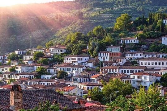 Sirince Village & Selcuk Bazaar Tour From Kusadasi
