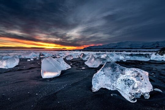 Full Day Private Glacier Lagoon Tour in Iceland