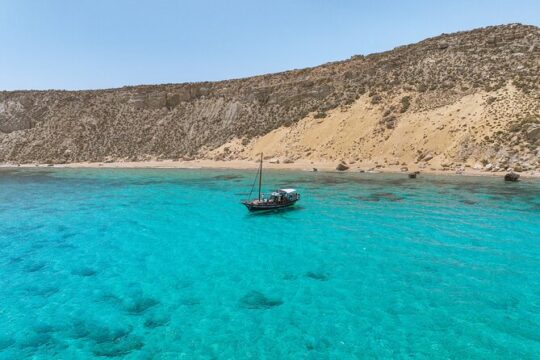 From Makrigialos: Cruise to Koufonissi Island with Wooden Ship
