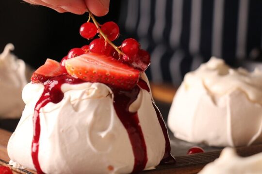 All about meringue: a pastry & culinary arts workshop in Paris