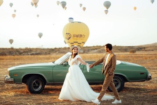 Classic Car Tour in Cappadocia with wine