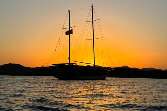 Private Sunset Boat Tour in Bodrum With Dinner