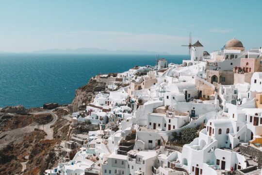 3 Hour Sightseeing Tour in the Magical Santorini