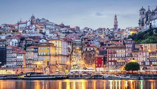 Private Full Day tour to Porto from Lisbon with Hotel pick up