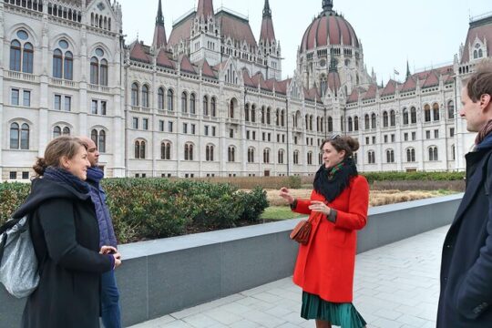 Downtown Budapest 3-Hour Small Group Tour with a Historian