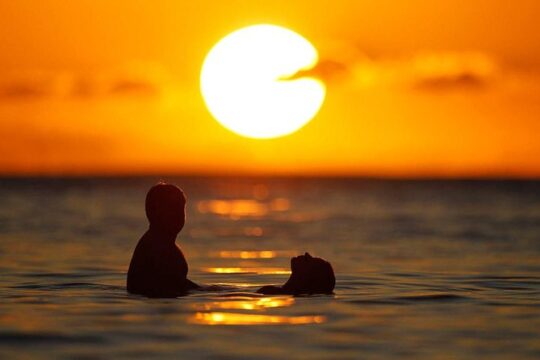 Shared Platinum Sunset Trip of Santorini via Hot Springs & White Beach