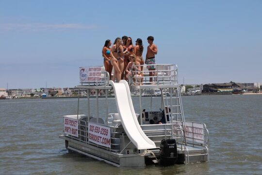 8-Hour Ultimate Party Pontoon Boat Rental in Dewey Beach