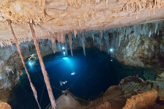Cenotes Tour from Valladolid with Lunch