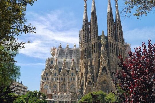 Private Transfer from/to port/train st. to/from Barcelona hotel