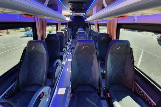 Taxi minibus Transfer Amsterdam Hotel to cruise port Amsterdam
