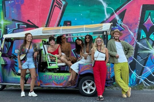 Street Art Tour by Tuk Tuk Joy