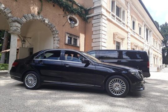 Private transfer from Fiumicino Airport to Rome or vv.