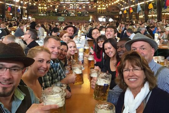 Oktoberfest Tour with table reservation and unlimited beer