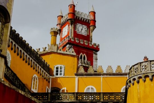 2-Day Private Tour of Sintra Fátima Nazaré Óbidos