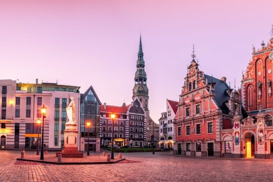Riga Scavenger Hunt and Highlights Self-Guided Tour