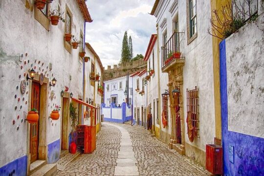 Private Half Day Tour to Obidos and Nazare