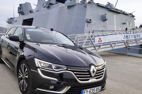 Private Transfer from Airports to Nantes
