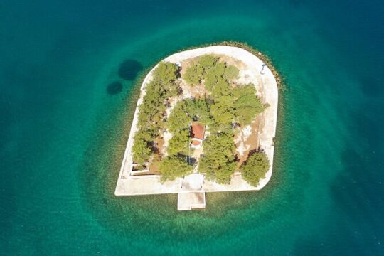 From Sami: Ithaca Daily Cruise with Swim Stop and Snacks