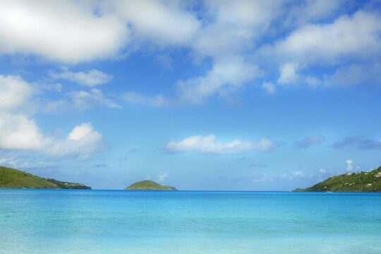 Vi Top Taxi & Tours USVI-St Thomas Island and Magen's Bay Tour