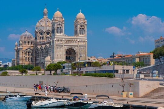 Private Transfer From Barcelona To Marseille With a 2 Hour Stop