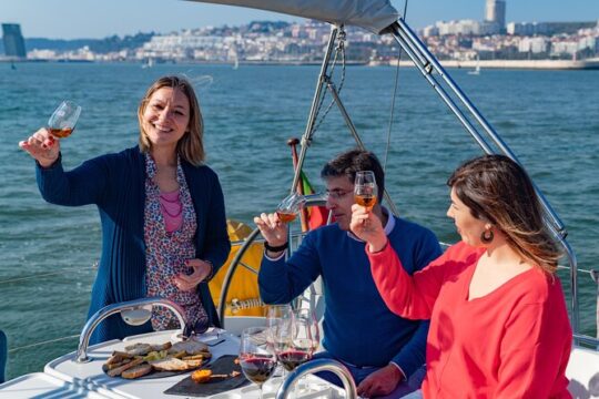 Lisbon: Wine Tasting with Sommelier on a Private Sailboat