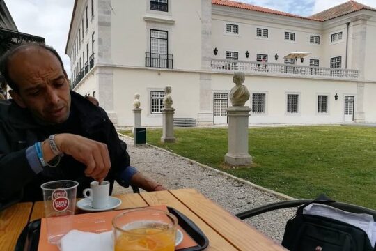 Private Walking Tour of Libraries in Lisbon