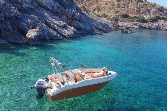 Shipwreck and Blue Caves - Private Speedboat Tour (up to 6 pax)