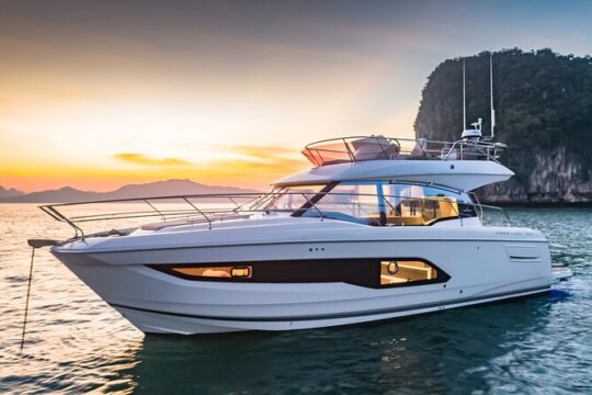 Elite Elaphiti Yacht Tours with Prestige 420 2024
