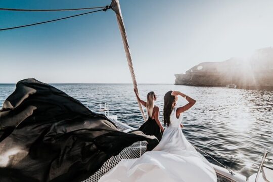 Half-Day Tailor-made Private Catamaran Cruise in Santorini