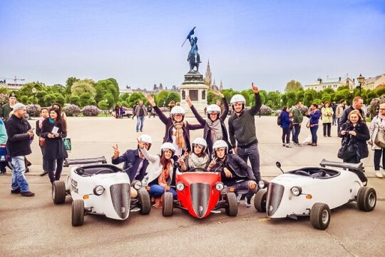 Hotrod Vienna Daylight Tour - the most famous & fastest Tour in Víenna