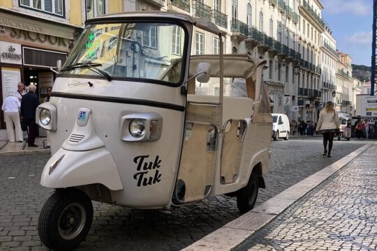 Tuktuk adventure through Lisbon