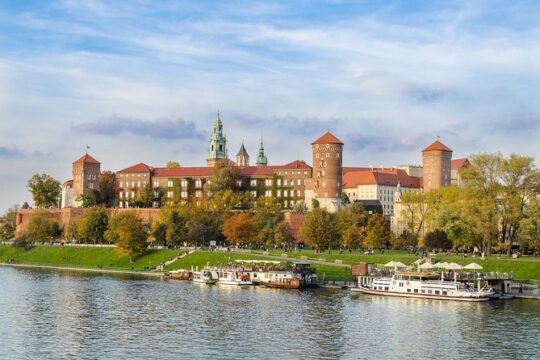 Warsaw: Private Tour to Krakow with transport and guide