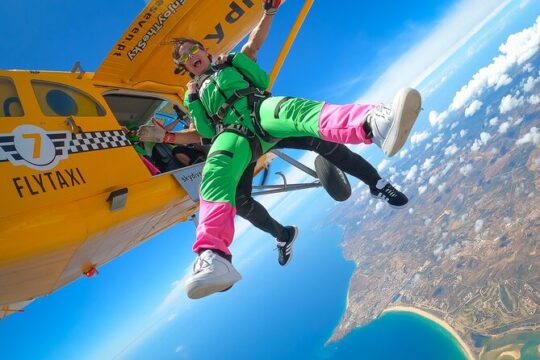 Tandem Skydiving Algarve from 15.000ft — 5000m