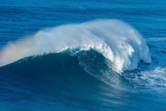 Safe Private Tour - Nazaré Big Waves & Medieval Óbidos
