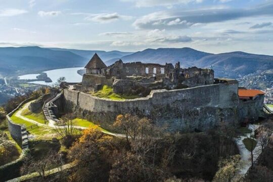 Private Danube Bend Visegrad and Szentendre Tour With Transport