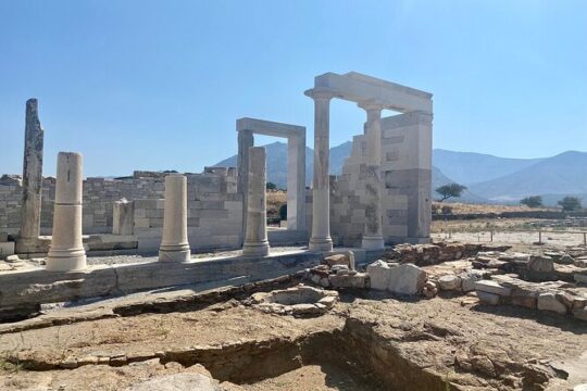 Full-Day Private highlights tour in Naxos island