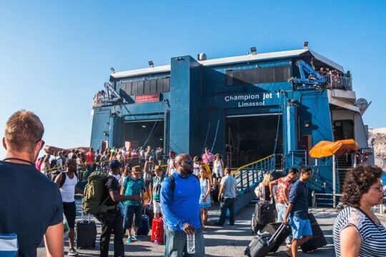 Private Arrival Transfer From Santorini Port To All Destinations