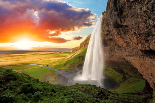 Full Day Private Iceland South Coast Tour from Reykjavik