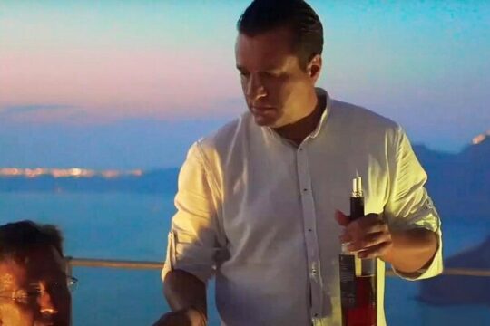 Private Wine Tasting Tour With a Santorini Sunset Ending